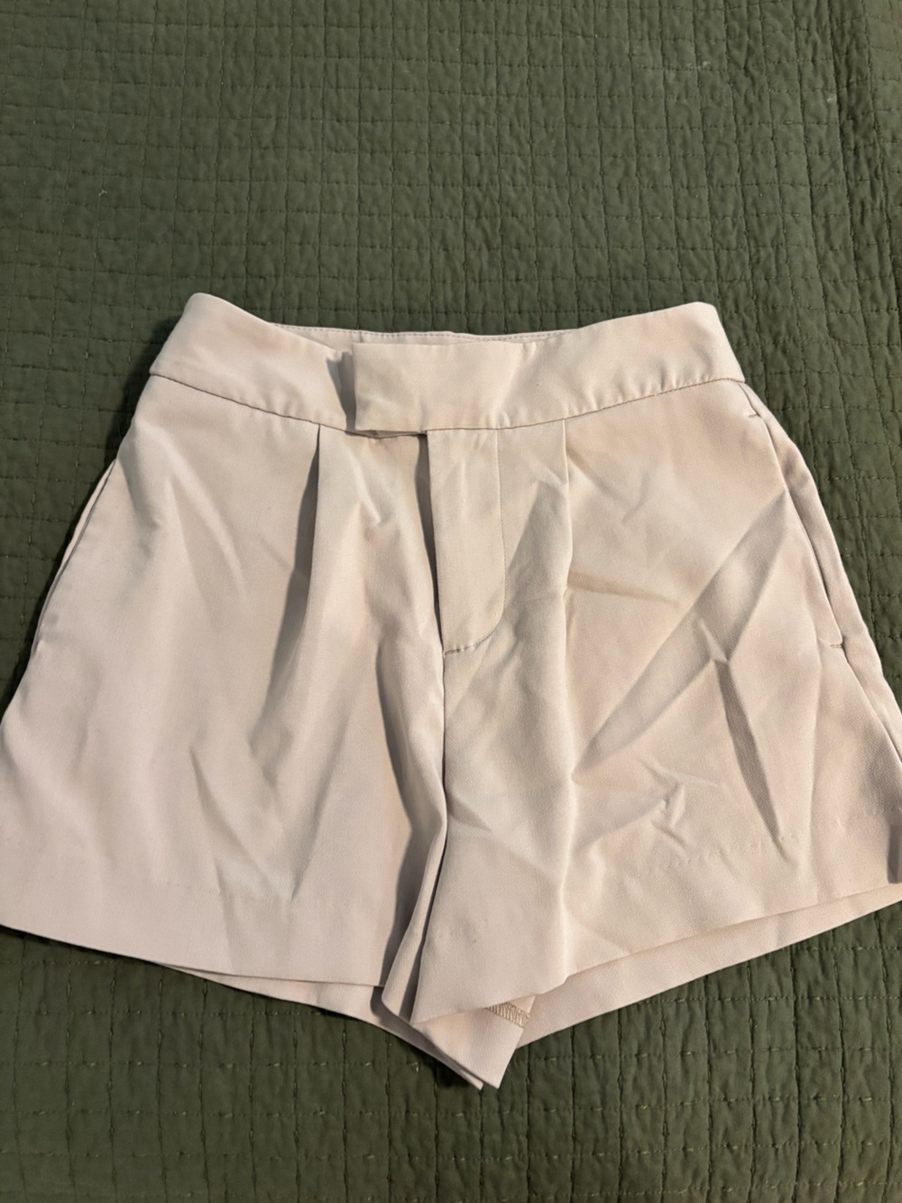 a new day Pale Cream High-Rise Tailored Women's Shorts